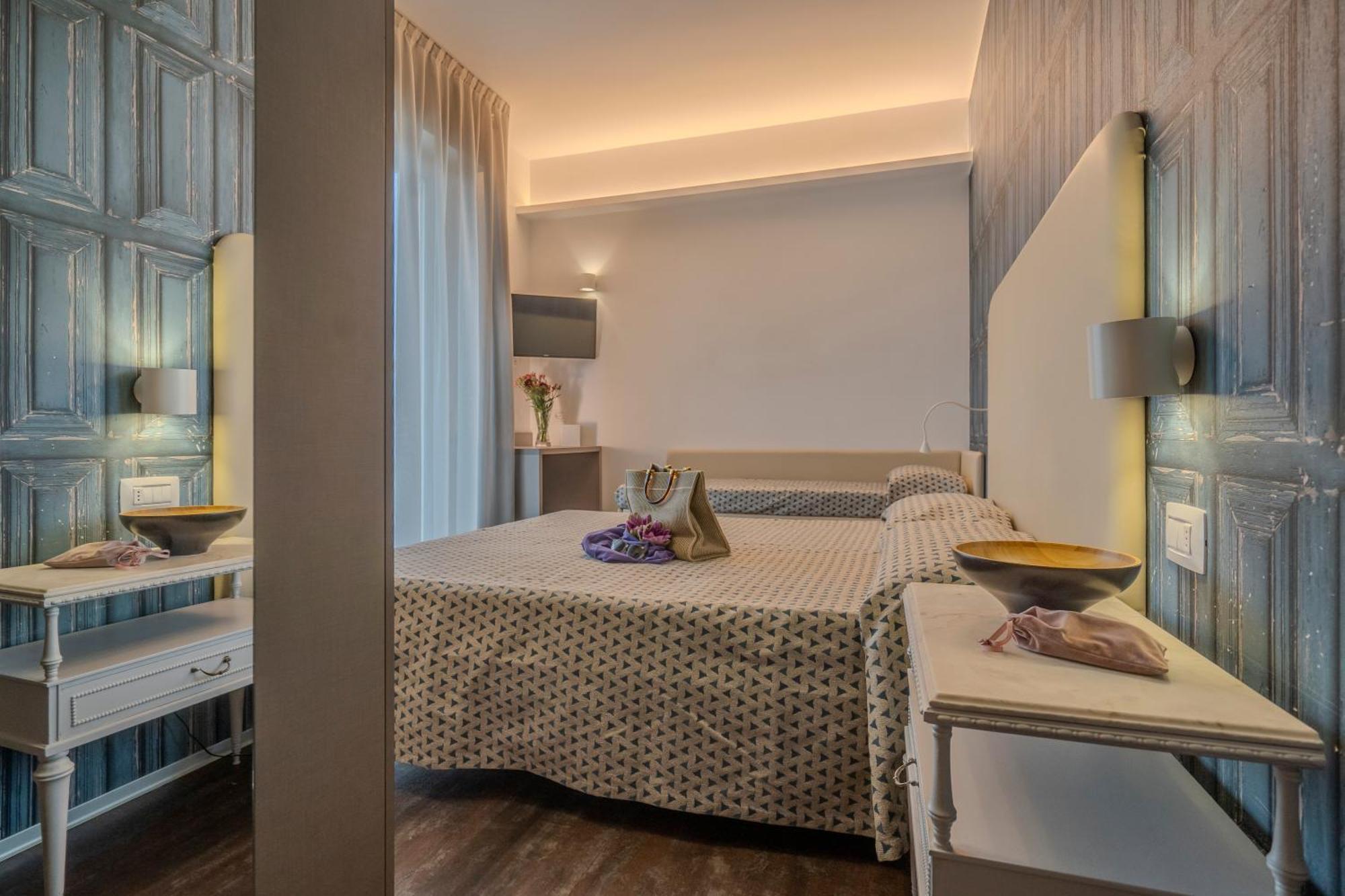 Hotel 2000 Rimini Kültér fotó