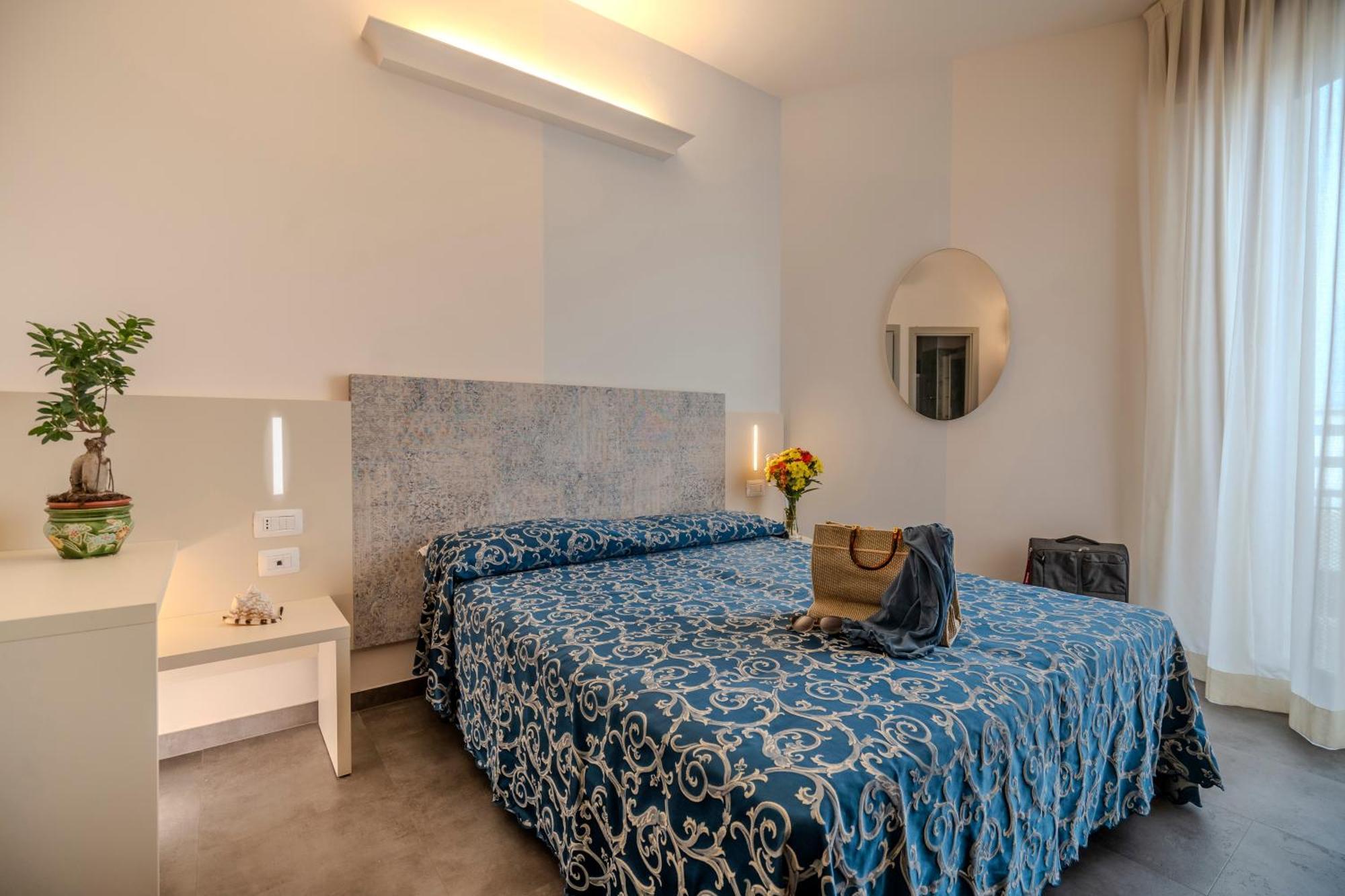 Hotel 2000 Rimini Kültér fotó