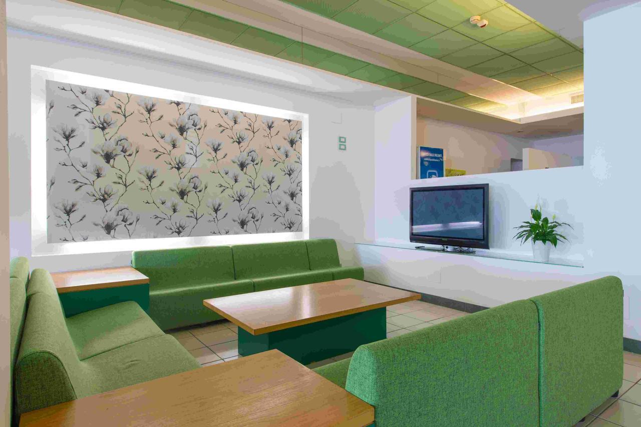 Hotel 2000 Rimini Kültér fotó