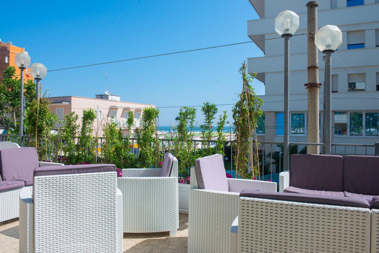 Hotel 2000 Rimini Kültér fotó
