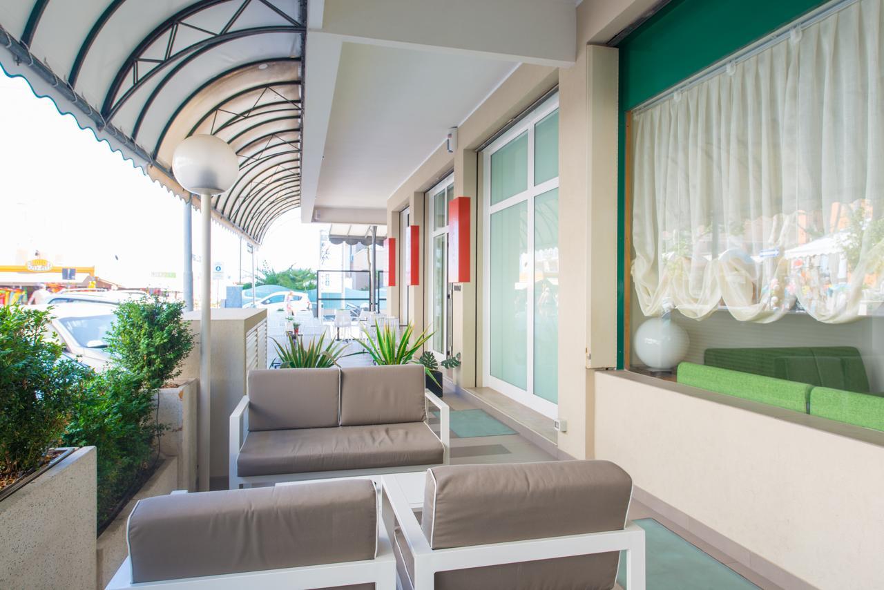 Hotel 2000 Rimini Kültér fotó