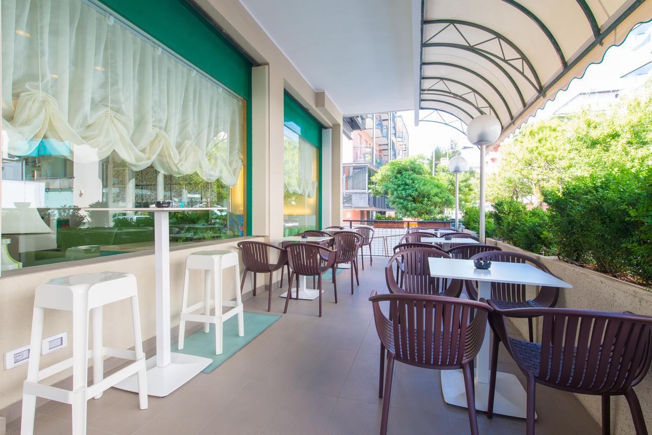 Hotel 2000 Rimini Kültér fotó