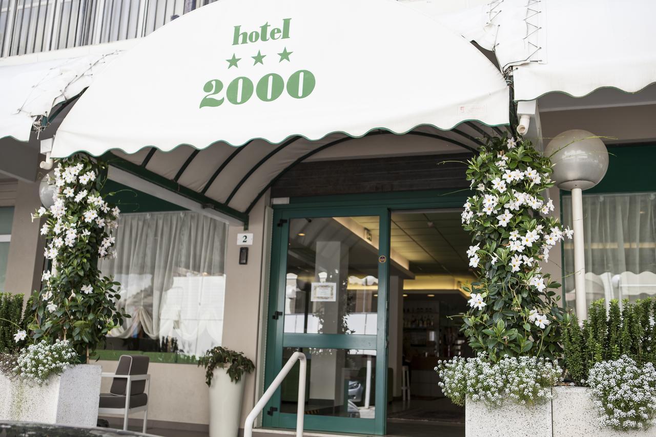 Hotel 2000 Rimini Kültér fotó